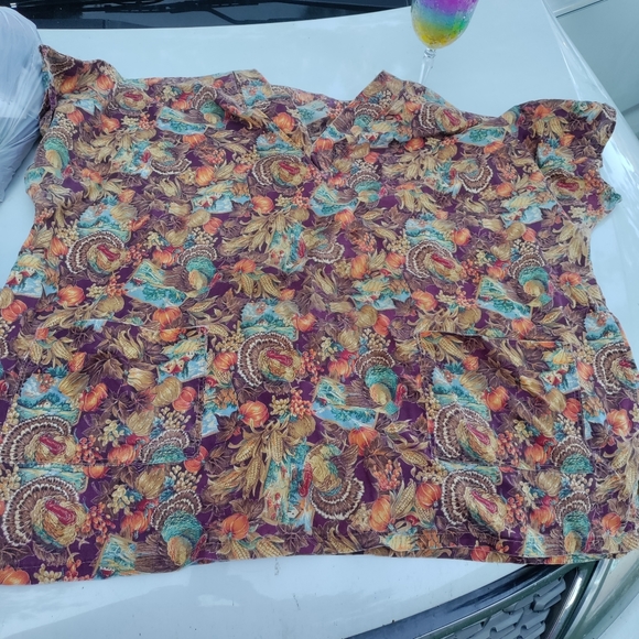 Thanksgiving Scrub top - Picture 2 of 3